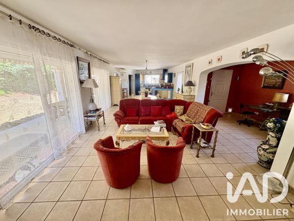 Maison à vendre 5 pièces 137 m² Bandol