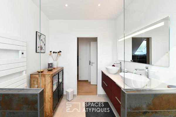 Unique à la vente – Elégante villa d’architecte aux portes de l’océan