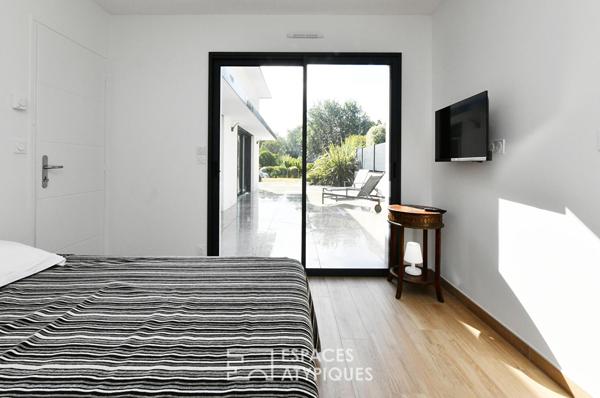 Unique à la vente – Elégante villa d’architecte aux portes de l’océan