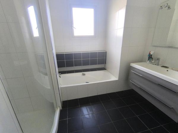 Vente / Maison avec dépendance