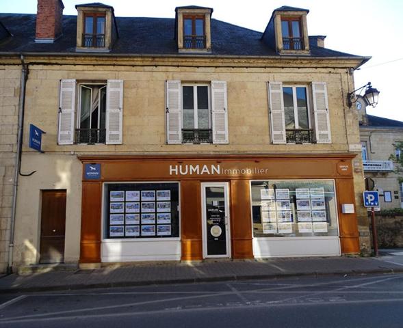 Immeuble Montignac Lascaux 13 pièce(s) 338 m2