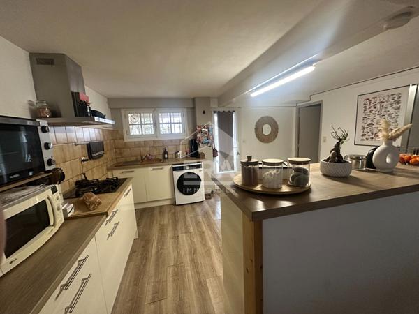 Maison d'environ 130 m² avec jardin sur trois faces