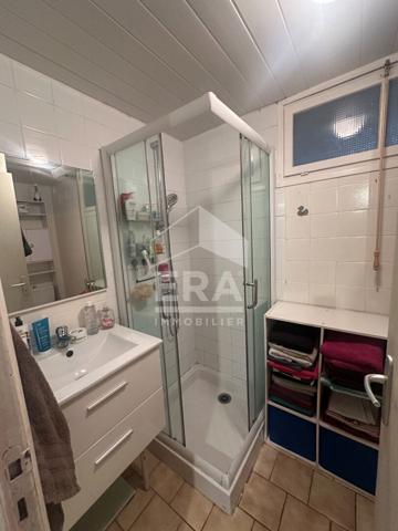 Maison d'environ 130 m² avec jardin sur trois faces