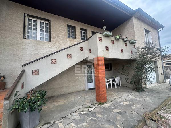 Maison d'environ 130 m² avec jardin sur trois faces