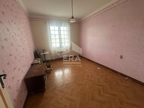 Maison d'environ 130 m² avec jardin sur trois faces