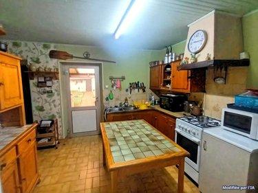 Maison à vendre à Précigné dans la Sarthe (72300), ref : 49041-882