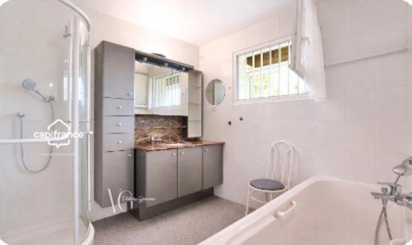 Maison à vendre 5 pièces JUVIGNAC (34), 4 chambres 130 m2 + Sous-Sol total-Garage double-Piscine