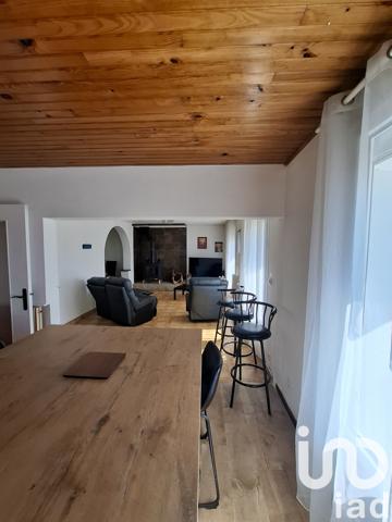 Maison à vendre 5 pièces 122 m² Carhaix-Plouguer