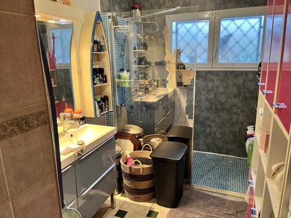 Maison à vendre |                                       Coutras |                                        4 pièces  |  106 m²