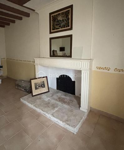 Corps de ferme de 299,98 m²