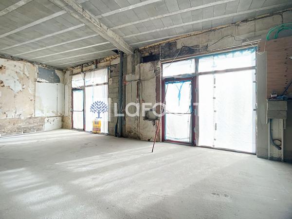 Location local commercial Parthenay - 75 m² - 750 €/mois
