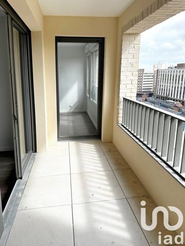 Appartement 2 pièces de 52 m² à Bobigny (93000)