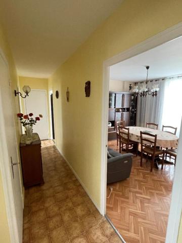 Appartement Fontaine 4 pièces 67.95 m2