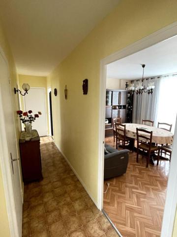 Appartement Fontaine 4 pièces 67.95 m2