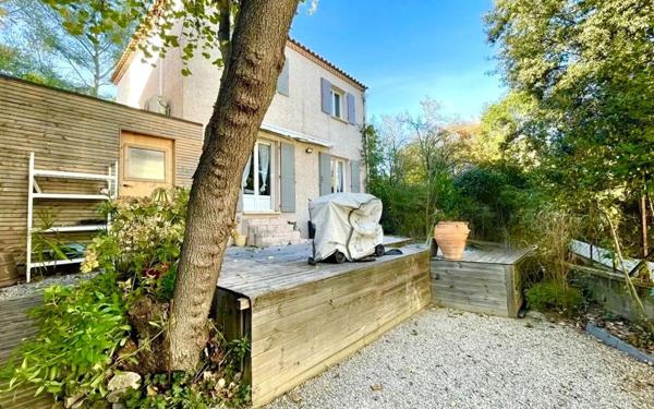 Maison à vendre    4 pièces •  Nîmes