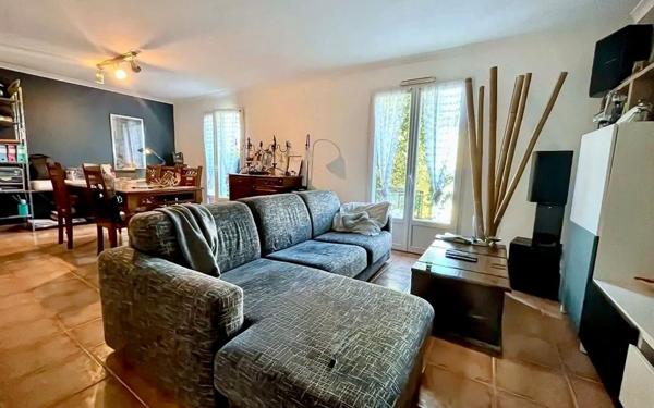 Maison à vendre    4 pièces •  Nîmes