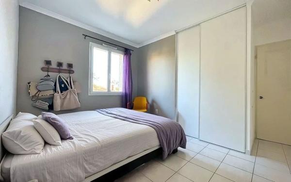 Maison à vendre    4 pièces •  Nîmes