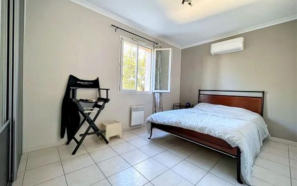 Maison à vendre    4 pièces •  Nîmes