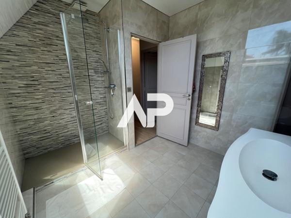 Maison Montmorency 7 pièce(s) 159 m2 €699 000 ** - Référence 1382