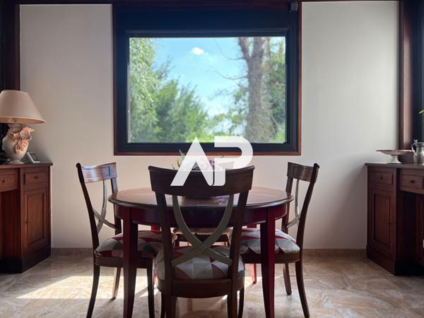 Maison Montmorency 7 pièce(s) 159 m2 €699 000 ** - Référence 1382