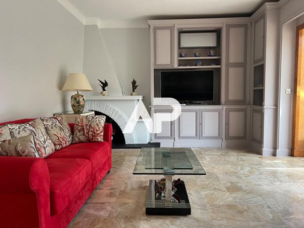 Maison Montmorency 7 pièce(s) 159 m2 €699 000 ** - Référence 1382