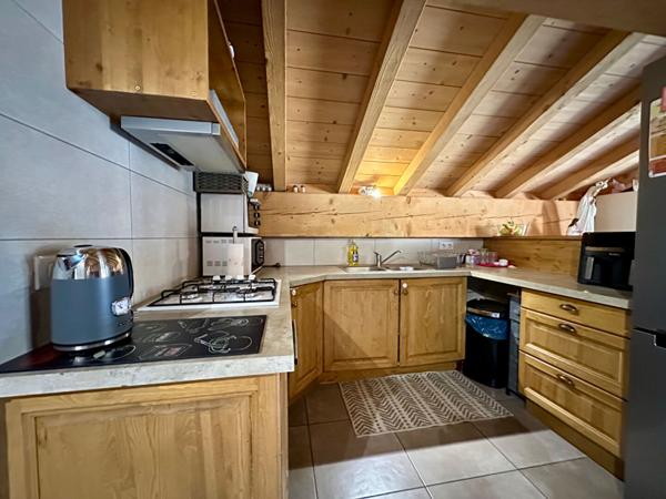 APPARTEMENT T3 traversant avec GARARGE et TERRASSE de 30m² , Bourg saint maurice APPARTEMENT T3 traversant avec GARARGE et TERRASSE de 30m² , Bourg saint maurice