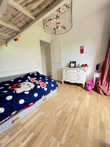 Belle maison familiale 6 pièces à vendre – 115 m² avec jardin et garage double – Aulnay-sous-Bois 12 minutes de Paris