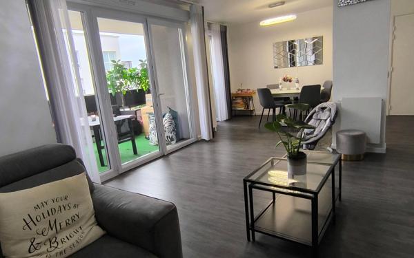 Appartement à vendre    4 pièces • 77 m2 Saint-Gratien