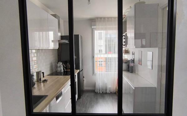 Appartement à vendre    4 pièces • 77 m2 Saint-Gratien