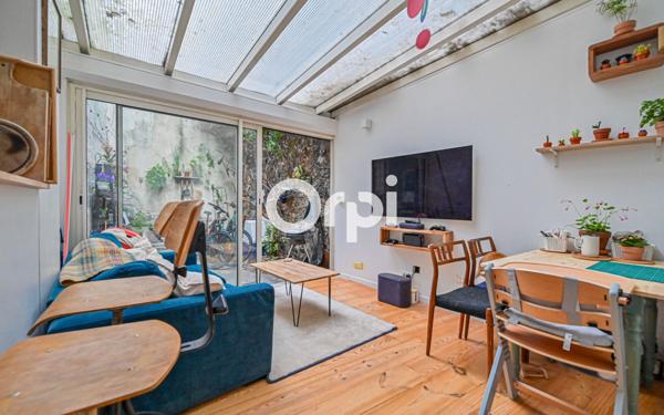 Appartement à vendre    3 pièces • 41,10 m2 Paris 20