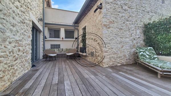 Cheval-Blanc (84460) MAISON DE CARACTERE