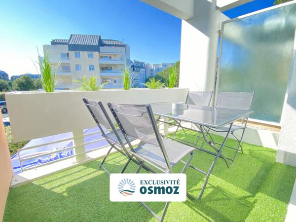 Appartement type 2 avec terrasse et parking à quelques pas de la plage !