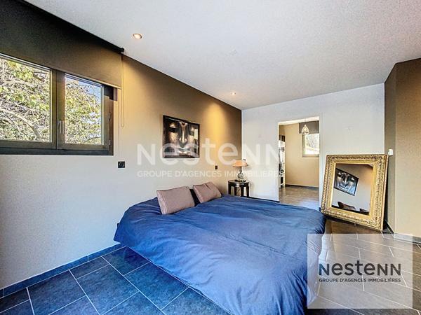 A vendre maison 4 pièces de 160 m² avec sous-sol aménagé de 140 m² et piscine sur terrain de plus de 750 m² à Juvignac, proche Montpellier