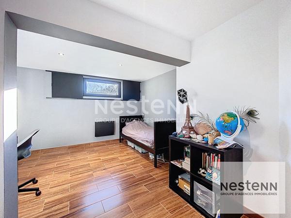 A vendre maison 4 pièces de 160 m² avec sous-sol aménagé de 140 m² et piscine sur terrain de plus de 750 m² à Juvignac, proche Montpellier