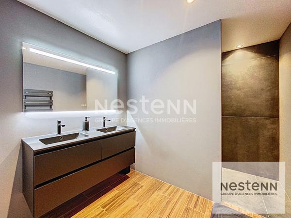 A vendre maison 4 pièces de 160 m² avec sous-sol aménagé de 140 m² et piscine sur terrain de plus de 750 m² à Juvignac, proche Montpellier