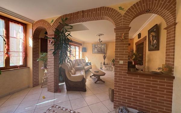 Maison à vendre    6 pièces •  Septfonds