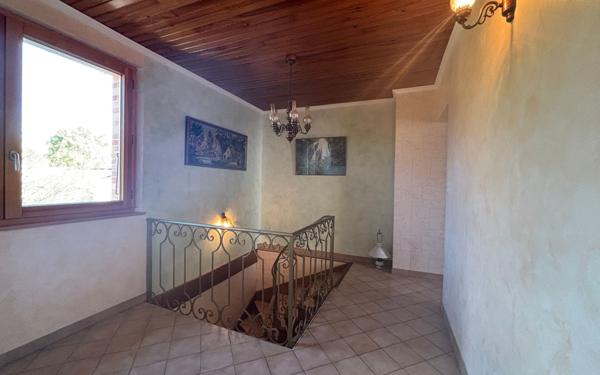 Maison à vendre    6 pièces •  Septfonds