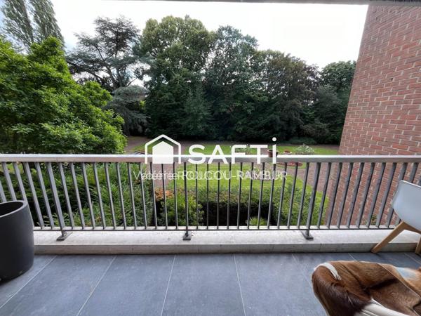 T2 avec balcon sans vis à vis, garage et box.