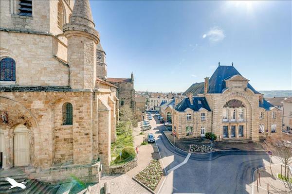 Immeuble à vendre |  Saint-Junien |  300 m²