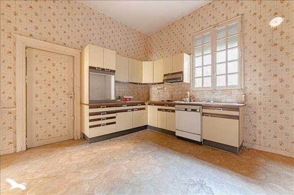 Immeuble à vendre |  Saint-Junien |  300 m²