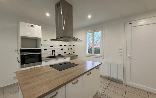 Maison à louer    3 pièces • 75,40 m2 Magny-en-Vexin