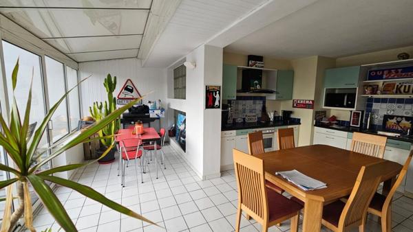 Appartement de plain-pied – Centre de Locminé 120 M2