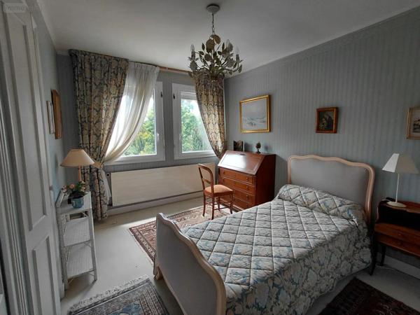Achat - Maison | Maison de ville Pontivy 56300 8 pièces 215 m 2 576 m 2