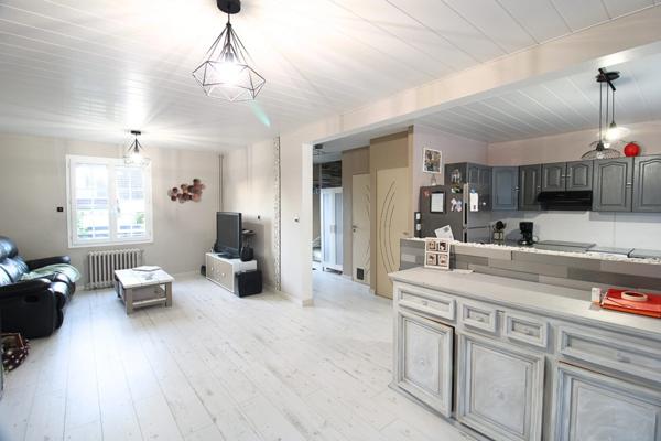 Maison rénovée 5 pièces – 105 m² avec terrain clos de 597 m² à Beauvais (Notre Dame du Thil)