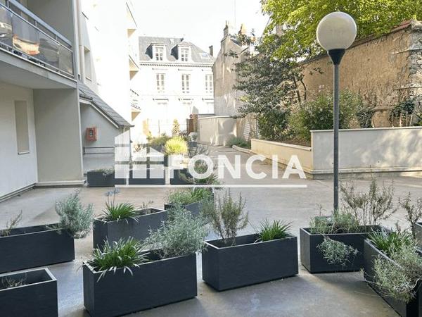 Location Studio 30.8 m² - RESIDENCE MADELEINE PARC Orleans 45000