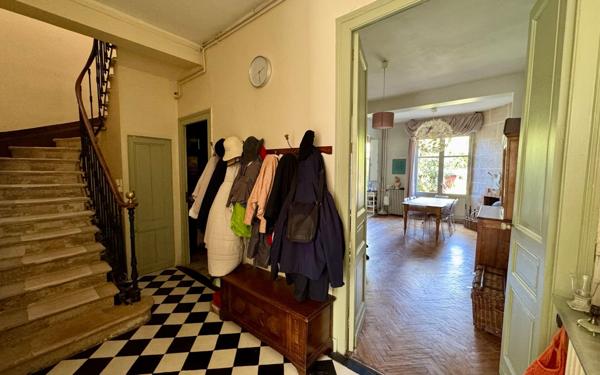 Maison à vendre    6 pièces • 169 m2 Bordeaux