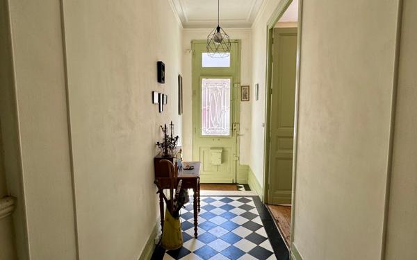 Maison à vendre    6 pièces • 169 m2 Bordeaux