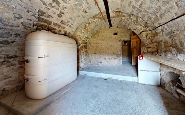 Maison à louer    3 pièces •  Saint-Alban-Auriolles