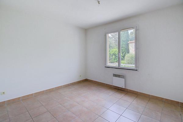 A VENDRE EXCLUSIVITE ! Appartement Lorgues 4 pièces 80 m²