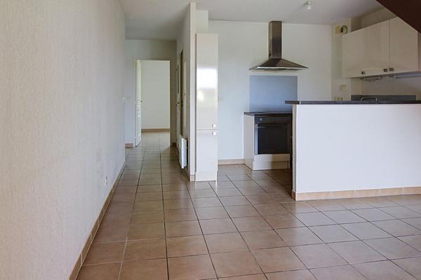 A VENDRE EXCLUSIVITE ! Appartement Lorgues 4 pièces 80 m²